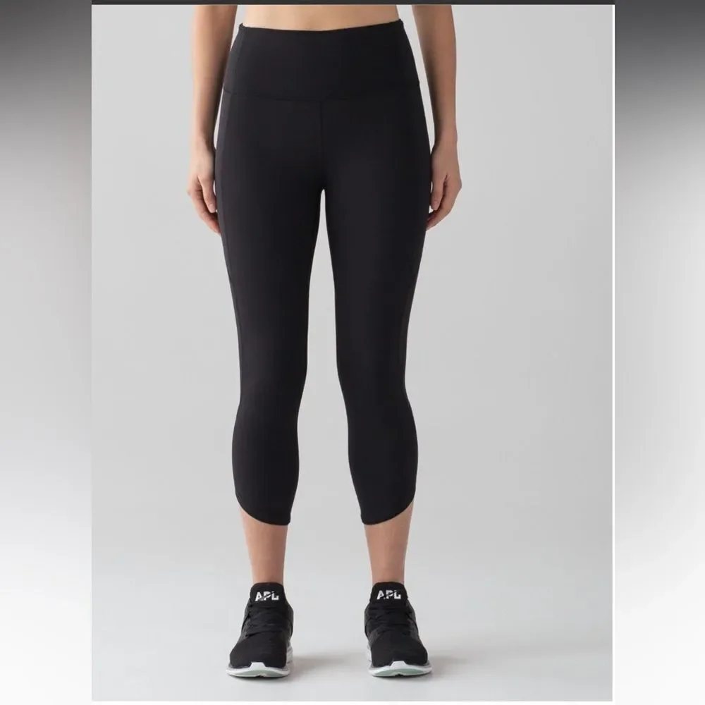 Lululemon Body Con Crop 6